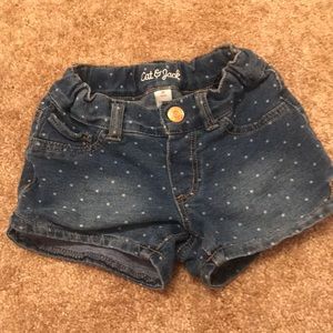 4T Cat & Jack polka dot jean shorts. Sooo cute!